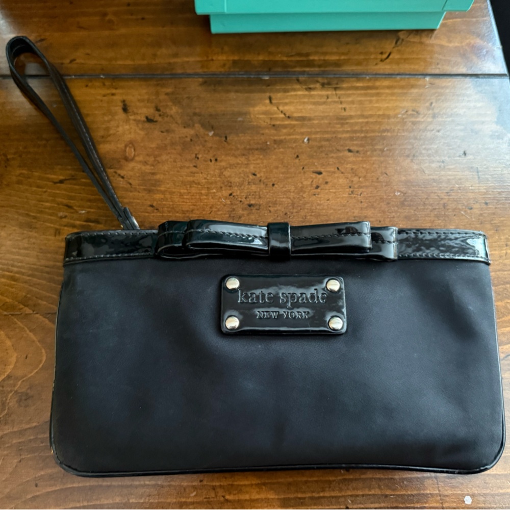Kate Spade Black Wristlet Bag